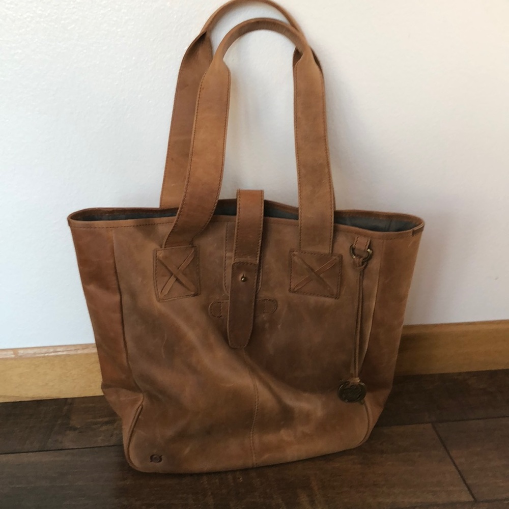 Born tan leather tote